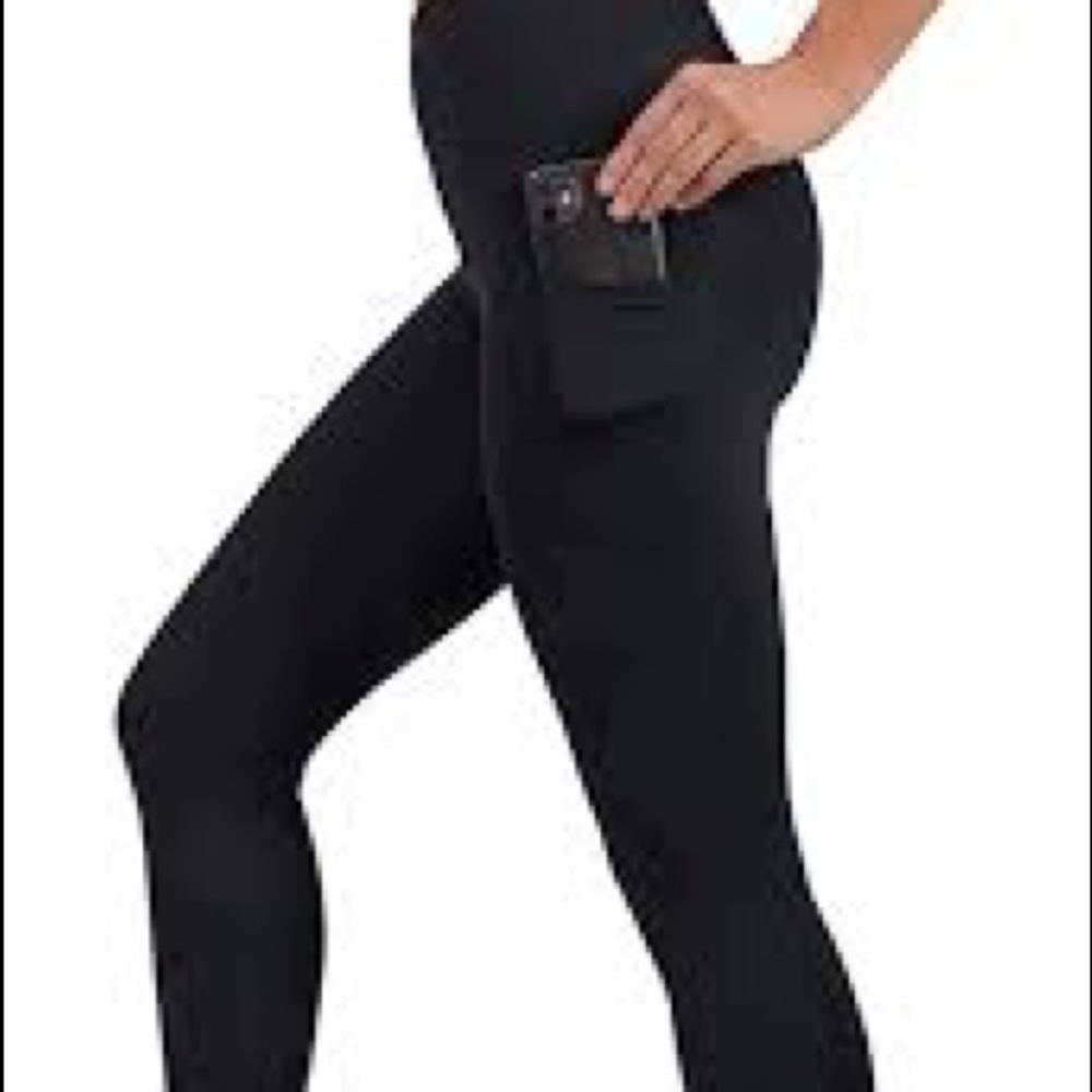 Black side pocket crop leggings